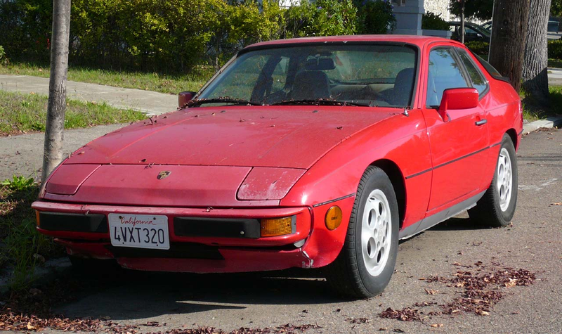 Illustration for article titled 1988 Porsche 924 S